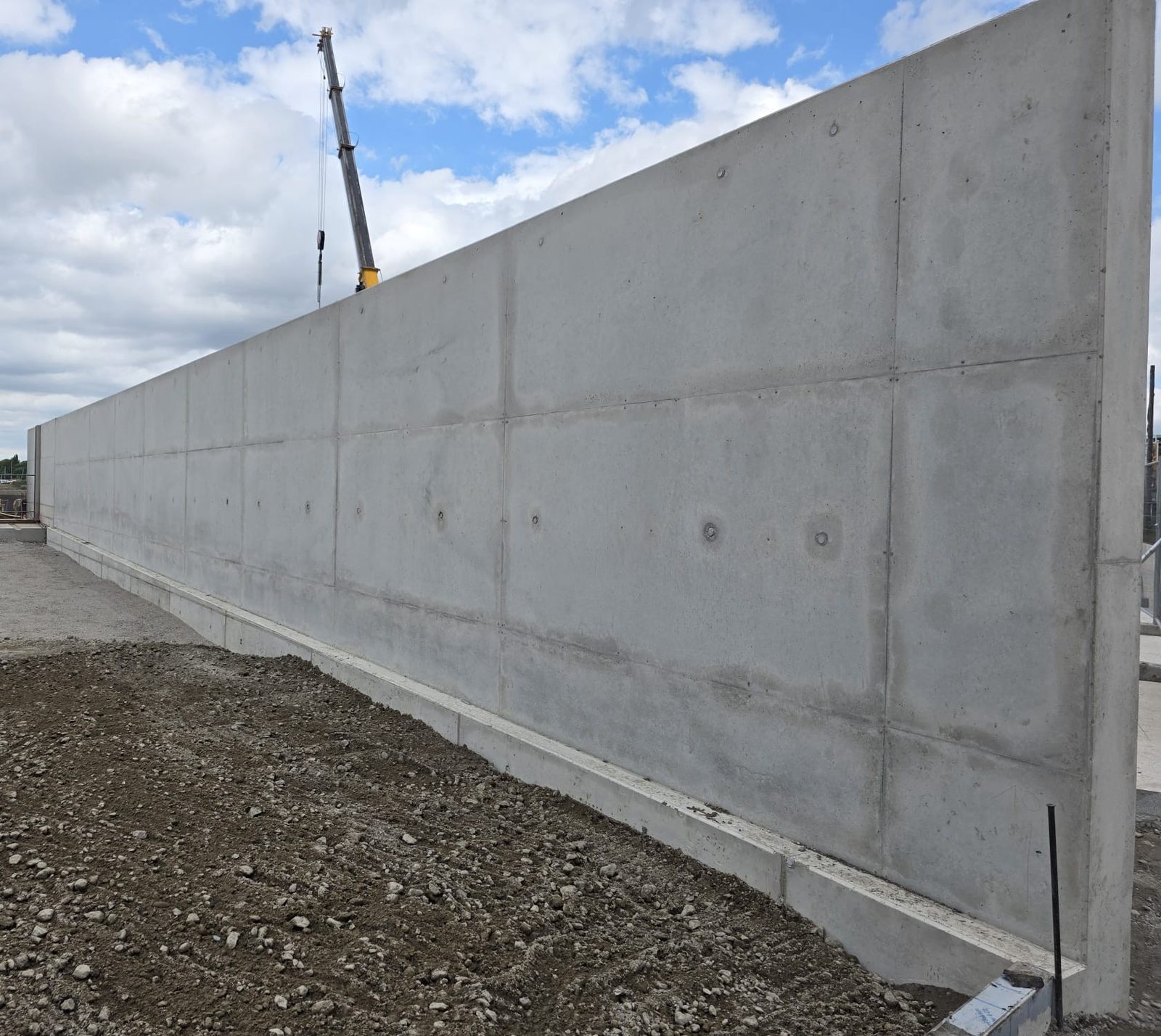 Finished exposed concrete wall